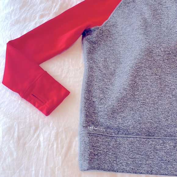 NIKE Therma-Fit Hoodie - Picture 3 of 6